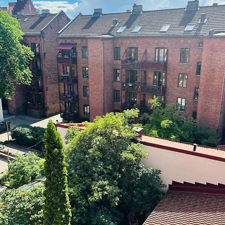 Sunny And Charming Flat, Private Balcony *